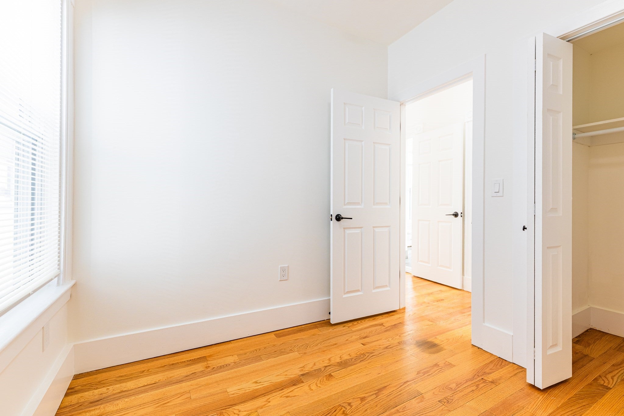 633 E 6th St, Boston, MA, 633 E 6th St, Boston, MA Photo #28