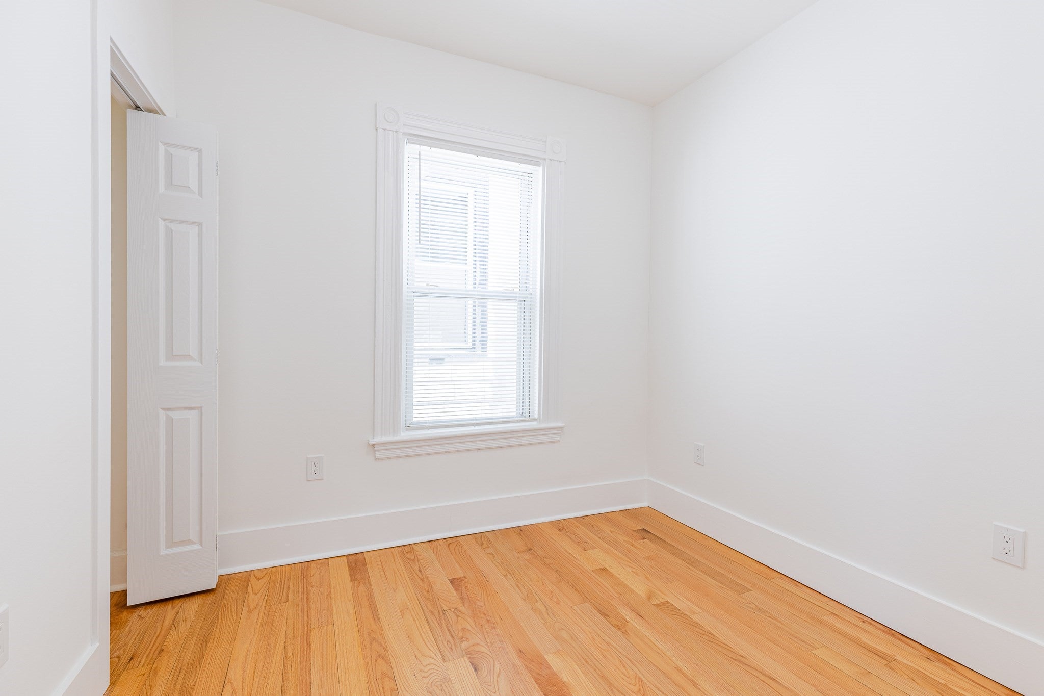 633 E 6th St, Boston, MA, 633 E 6th St, Boston, MA Photo #27