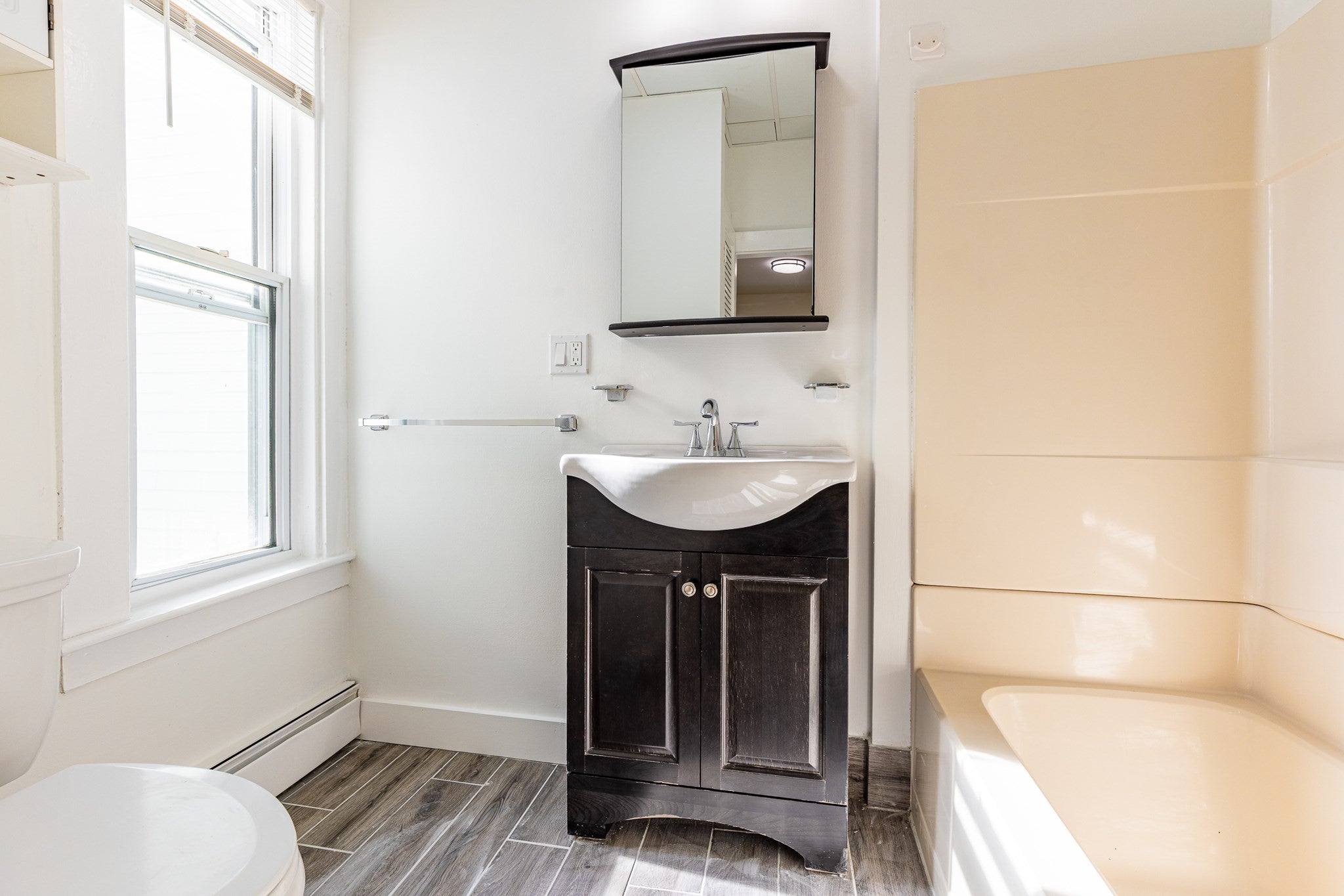 633 E 6th St, Boston, MA, 633 E 6th St, Boston, MA Photo #24