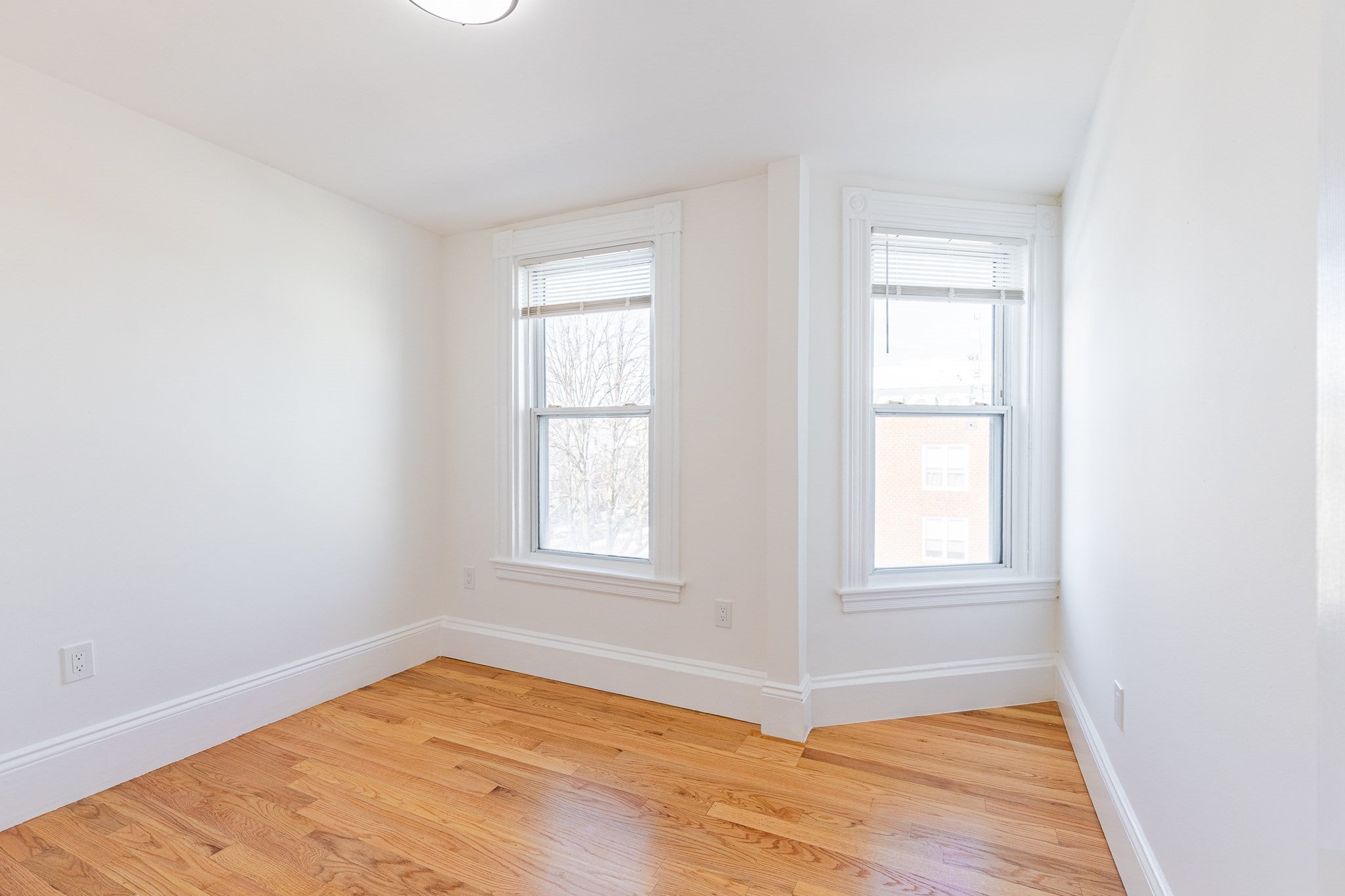 633 E 6th St, Boston, MA, 633 E 6th St, Boston, MA Photo #25