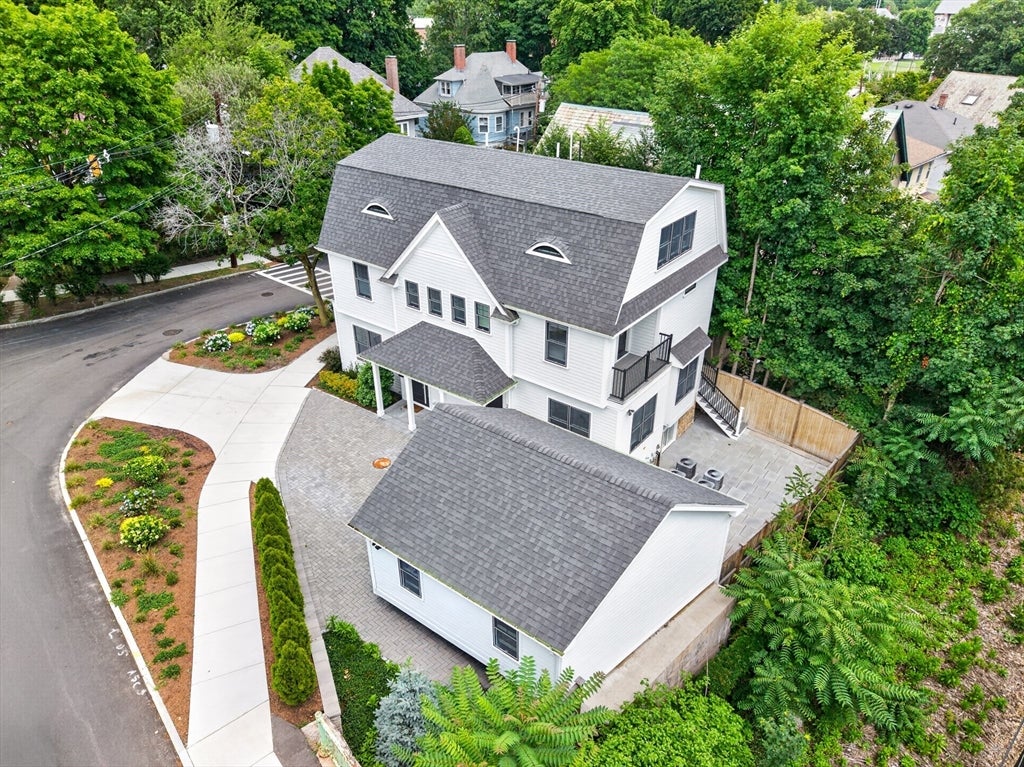 101 Sumner Road 1
