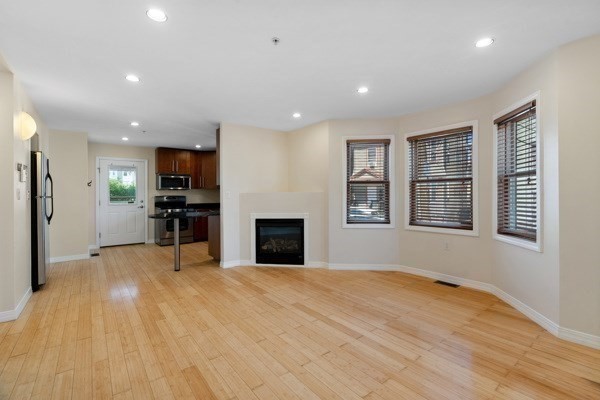 65 Calumet St 1