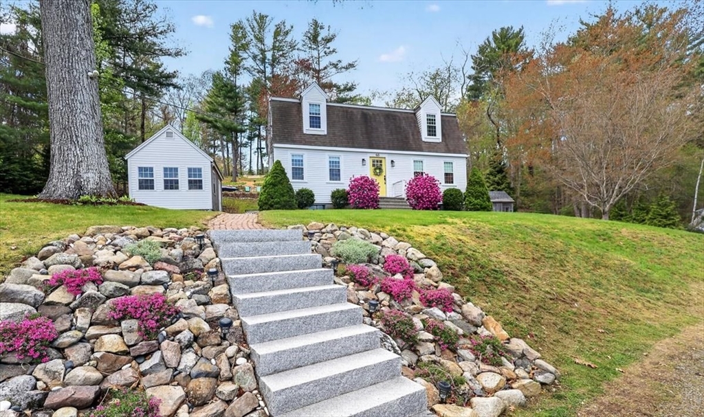 60 Oakleaf Dr, Marshfield, MA Photo #1