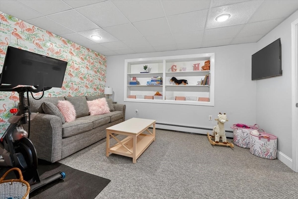 60 Oakleaf Dr, Marshfield, MA Photo #17