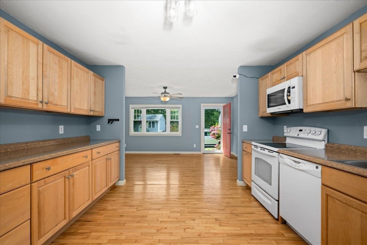 165 Peter Salem Rd, Leicester, MA Photo #7