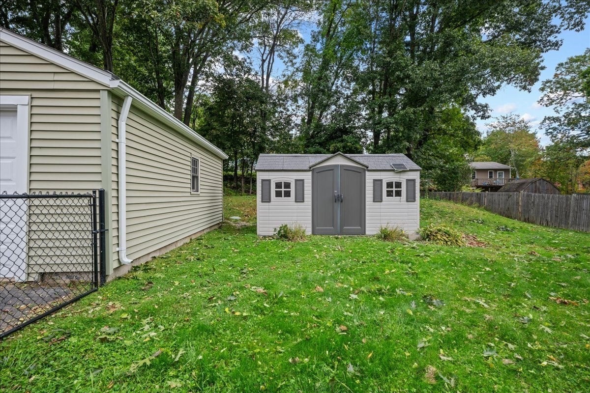 165 Peter Salem Rd, Leicester, MA Photo #30