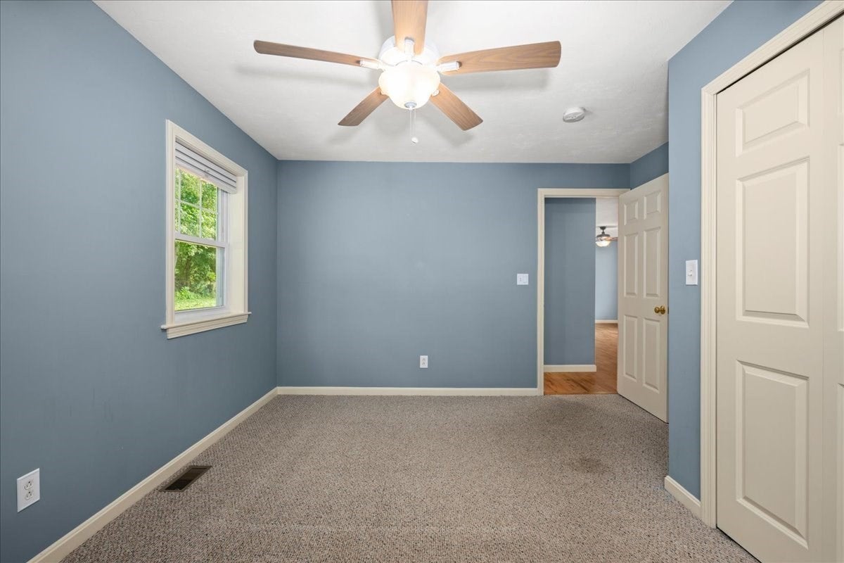 165 Peter Salem Rd, Leicester, MA Photo #15