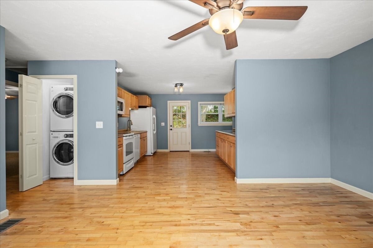 165 Peter Salem Rd, Leicester, MA Photo #8