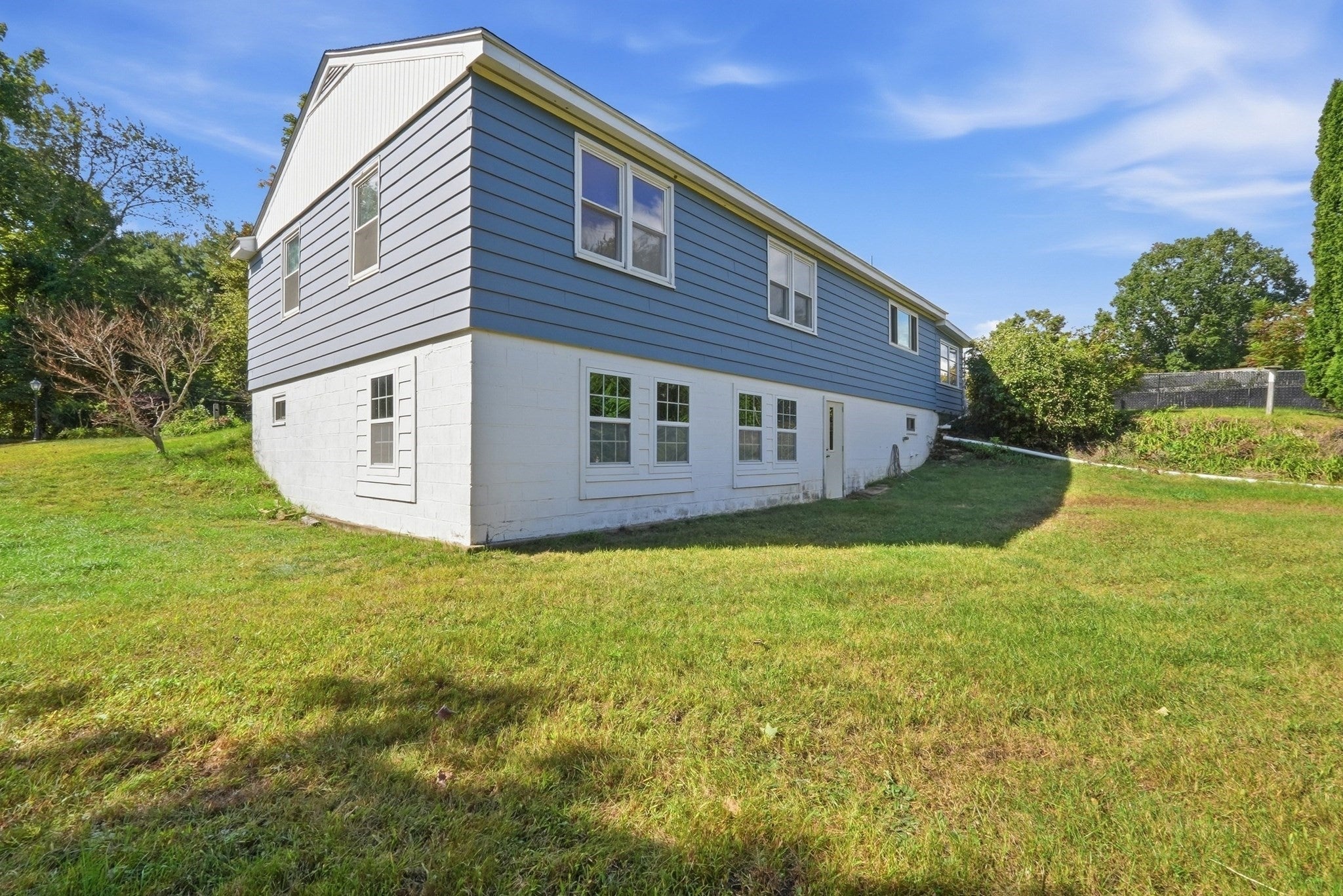 107 South St, East Brookfield, MA Photo #33