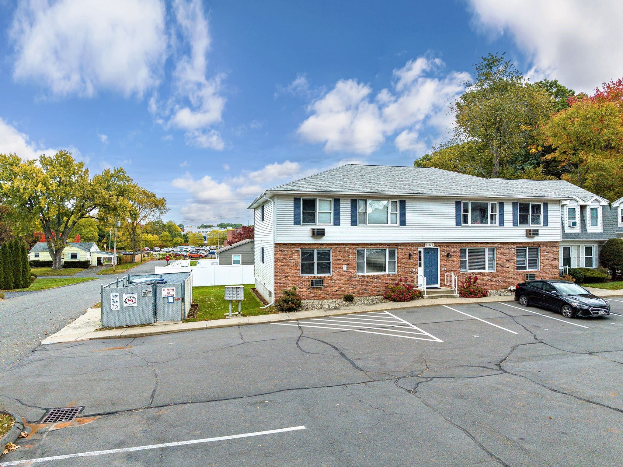 149 Dale St R