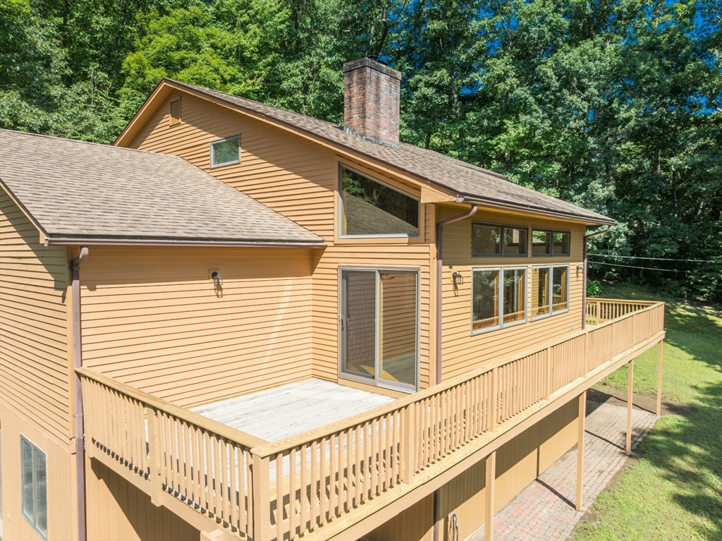 35 Old Stagecoach Dr