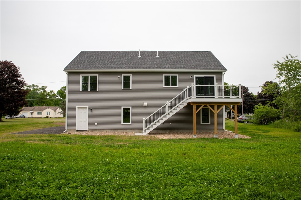 572 Wheelwright Rd