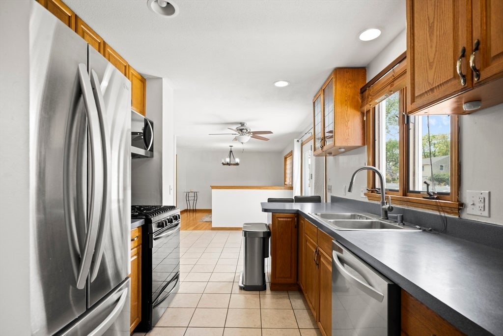 84 Wheeler Avenue, Springfield, MA Photo #24