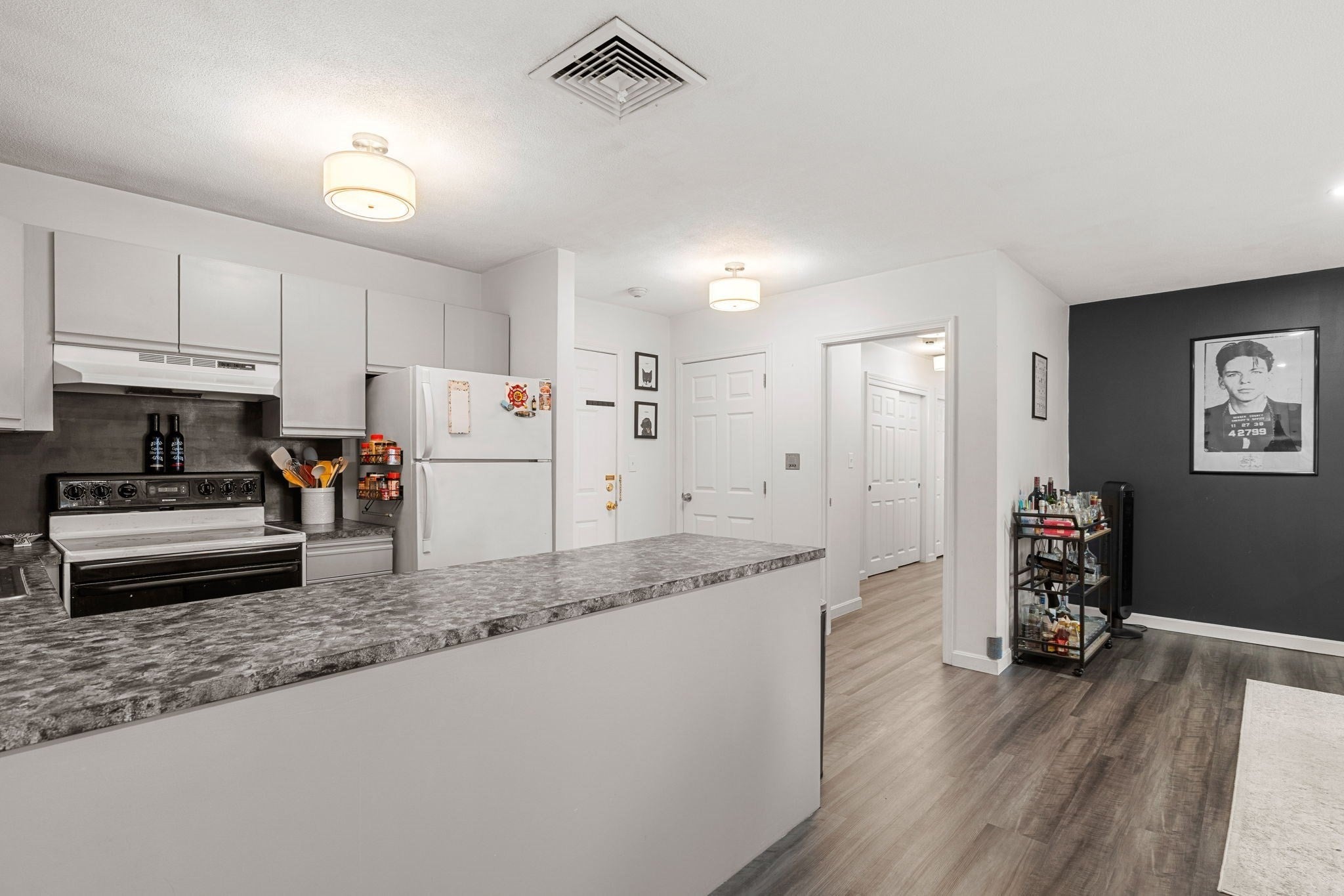 210 Washington St #11, Peabody, MA, 210 Washington St #11, Peabody, MA Photo #9