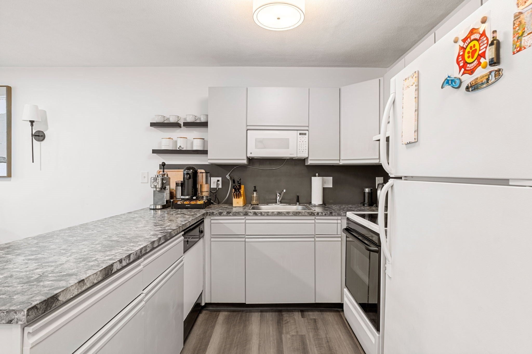 210 Washington St #11, Peabody, MA, 210 Washington St #11, Peabody, MA Photo #11