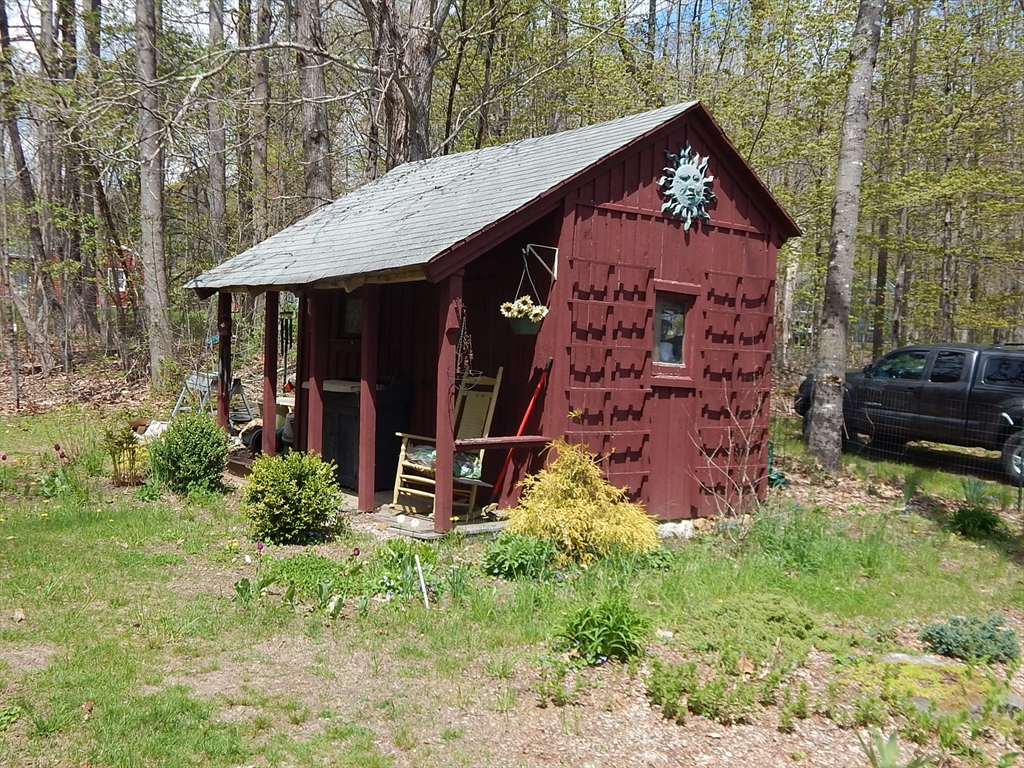 17 North Fitzwilliam Rd, Royalston, MA Photo #4