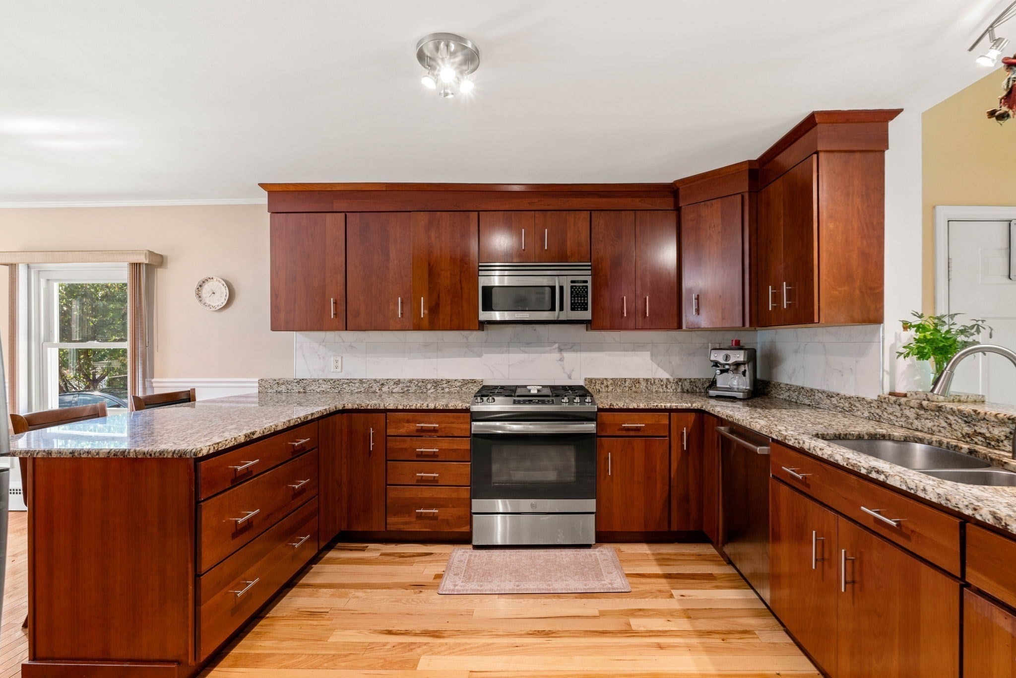52 Thornton Ave, Methuen, MA, 52 Thornton Ave, Methuen, MA Photo #4