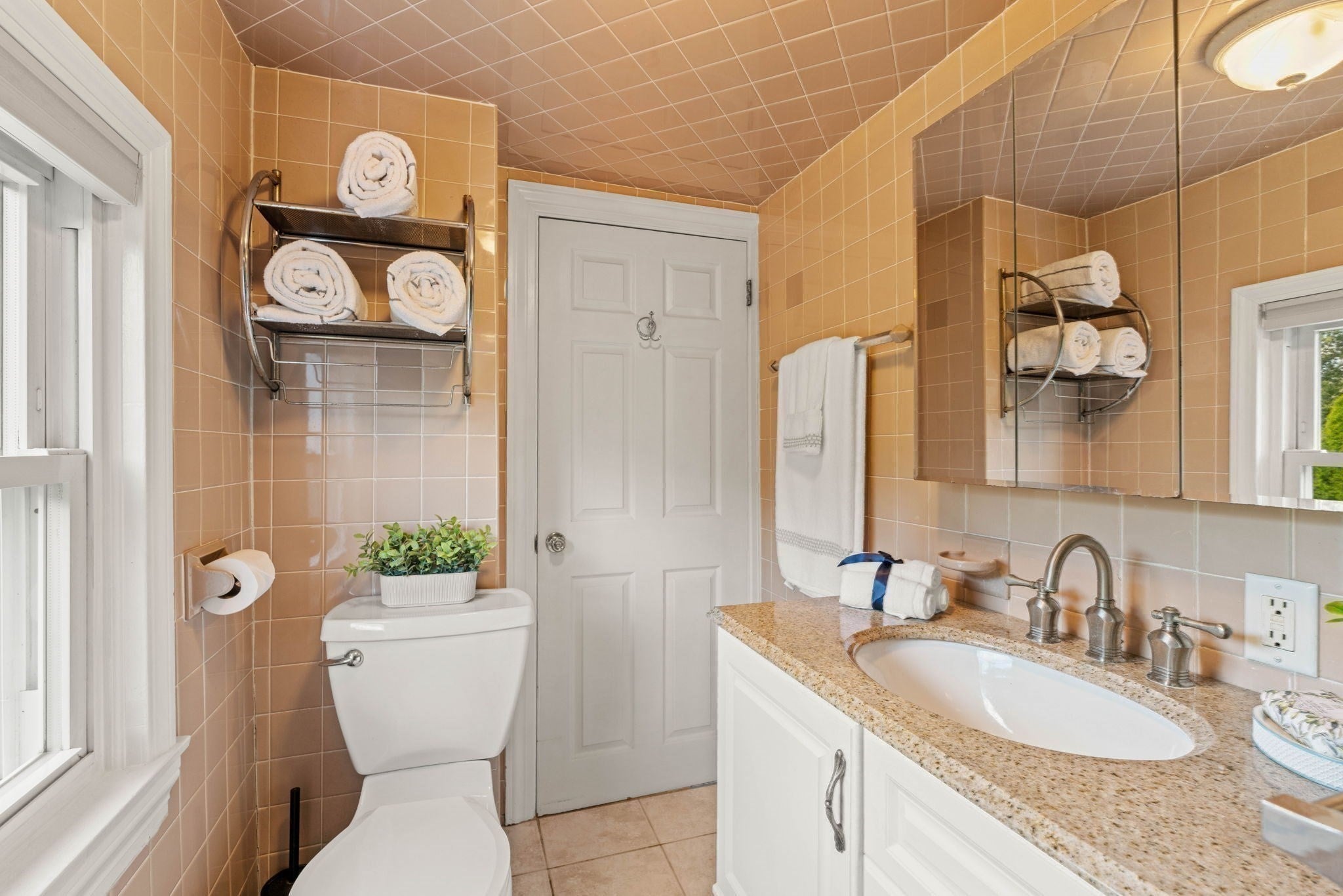 52 Thornton Ave, Methuen, MA, 52 Thornton Ave, Methuen, MA Photo #21