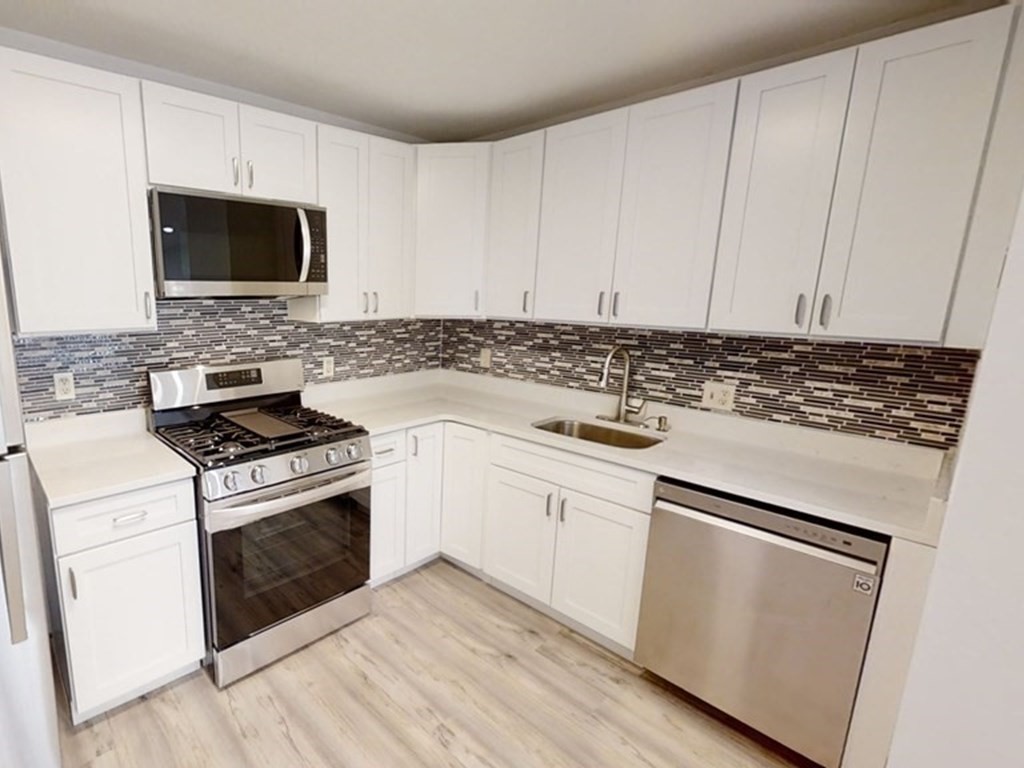 28 Kenmar Dr 279