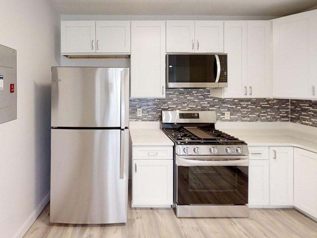 28 Kenmar Dr 279