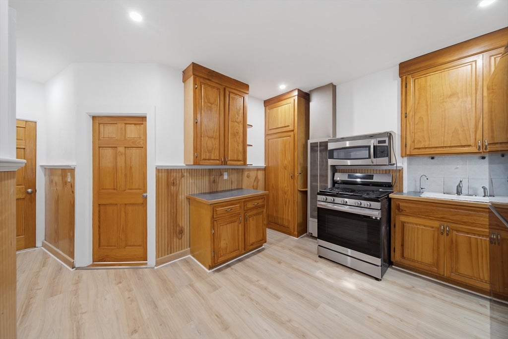 103 London St, Boston, MA Photo #12