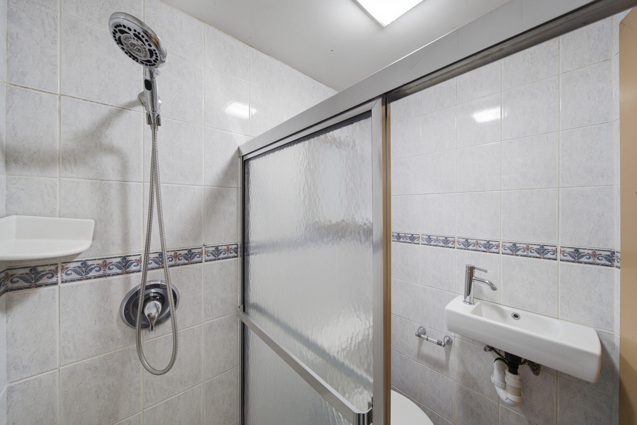 103 London St, Boston, MA, 103 London St, Boston, MA Photo #28