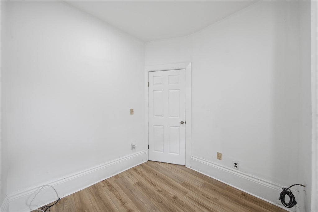 103 London St, Boston, MA Photo #20