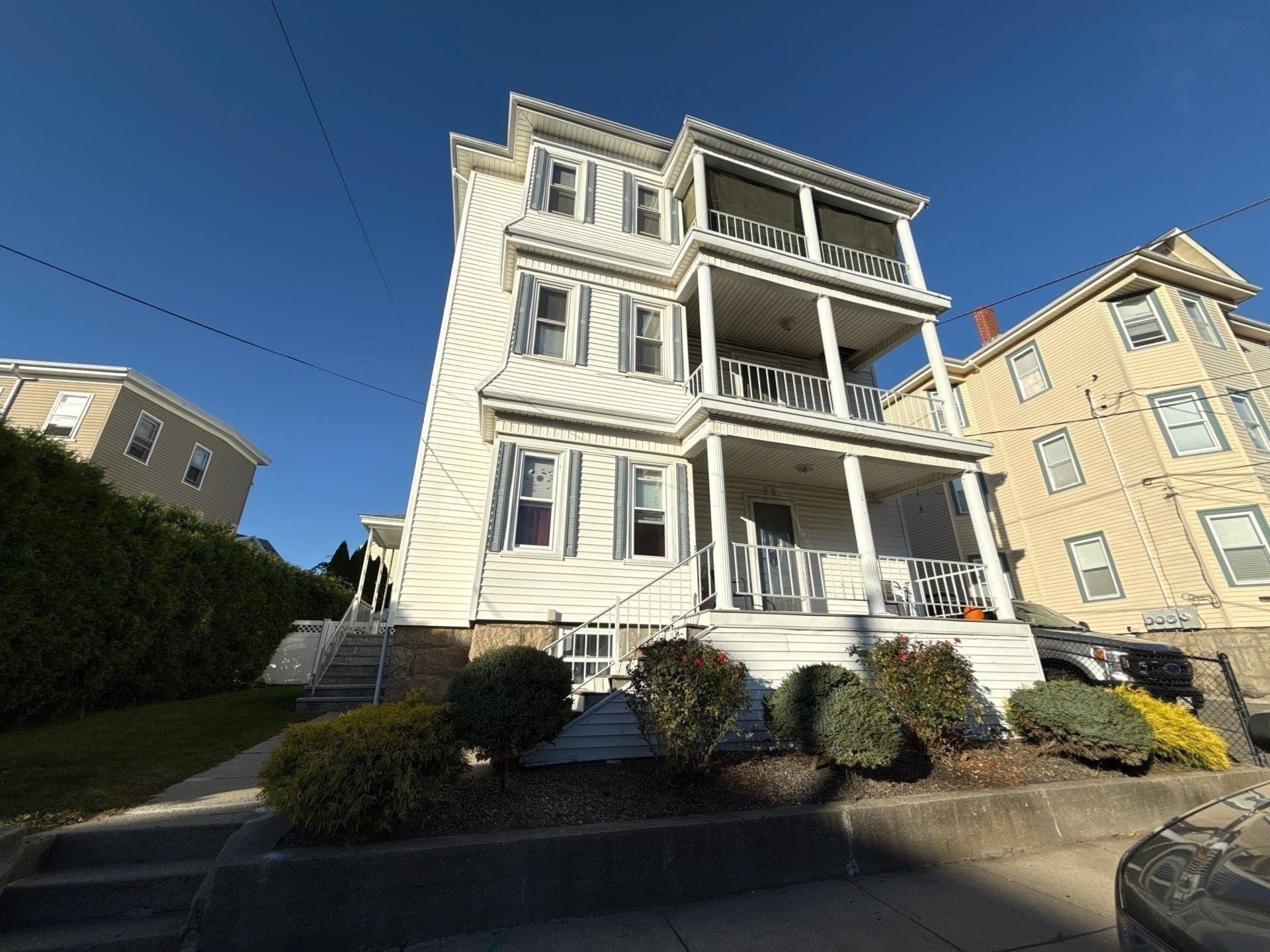 Photo of 36 Palmer St, Fall River, MA