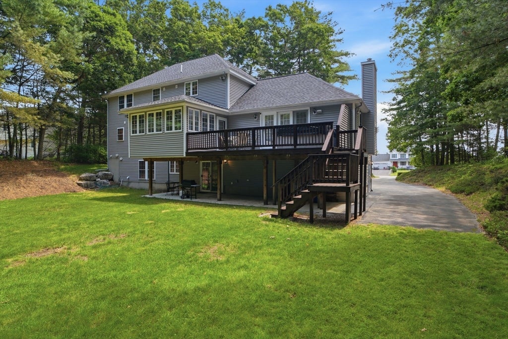 20 Emerald St