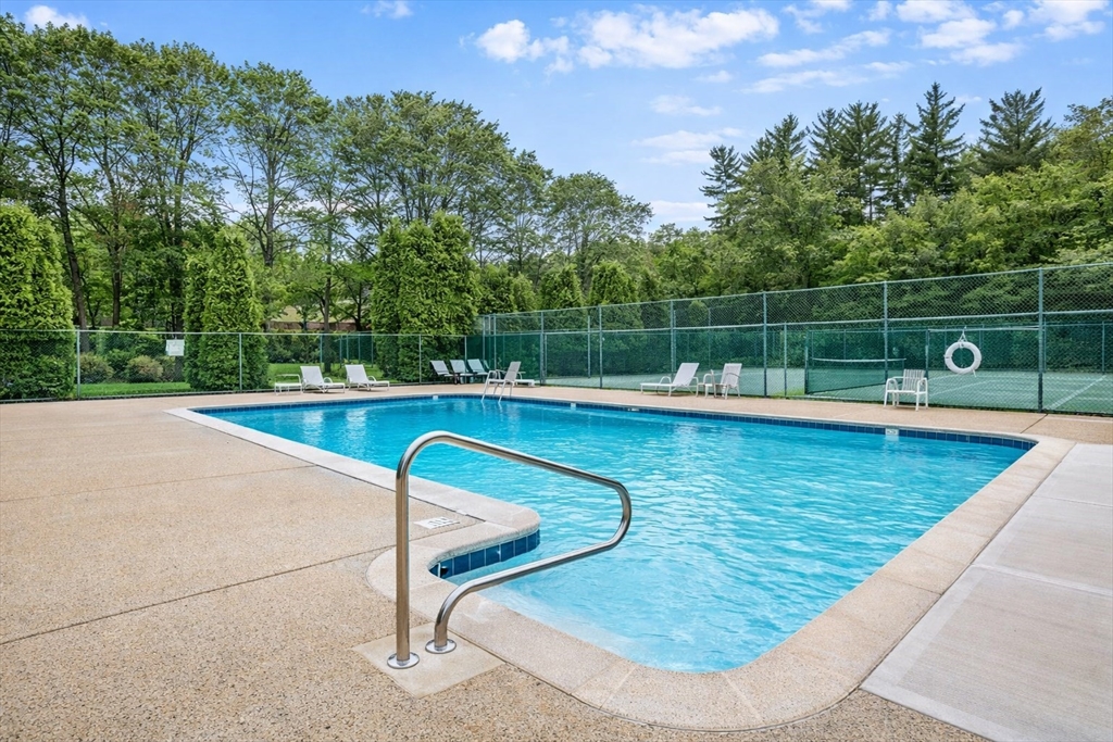 128 Heritage Dr #128, Tewksbury, MA Photo #17