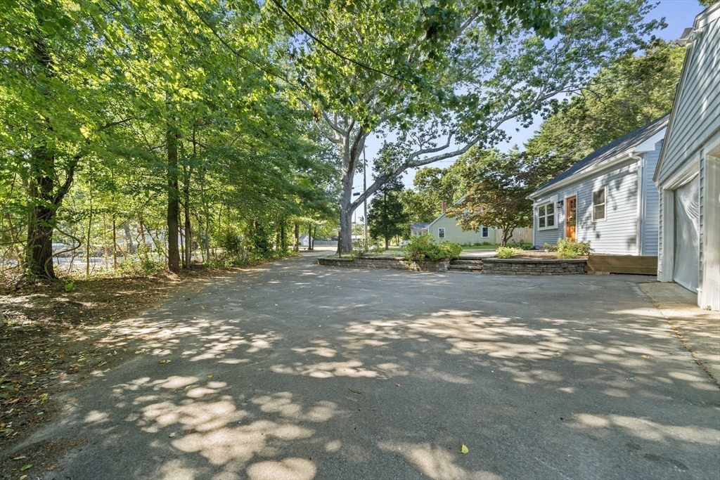 37 Malden Avenue