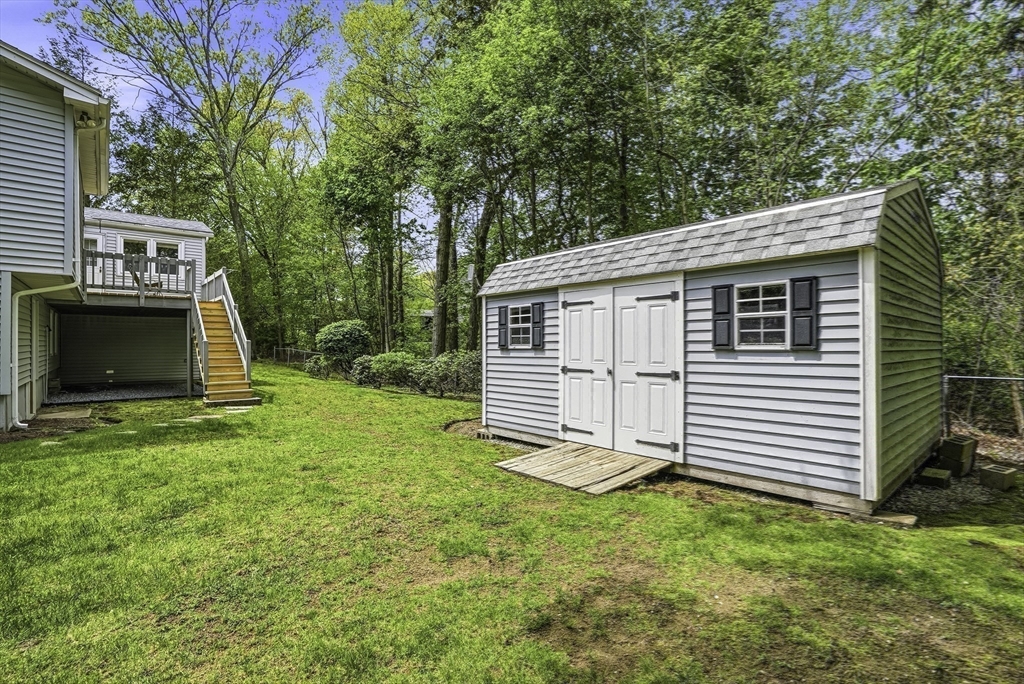 56 Yarmouth Rd, Norwood, MA Photo #39