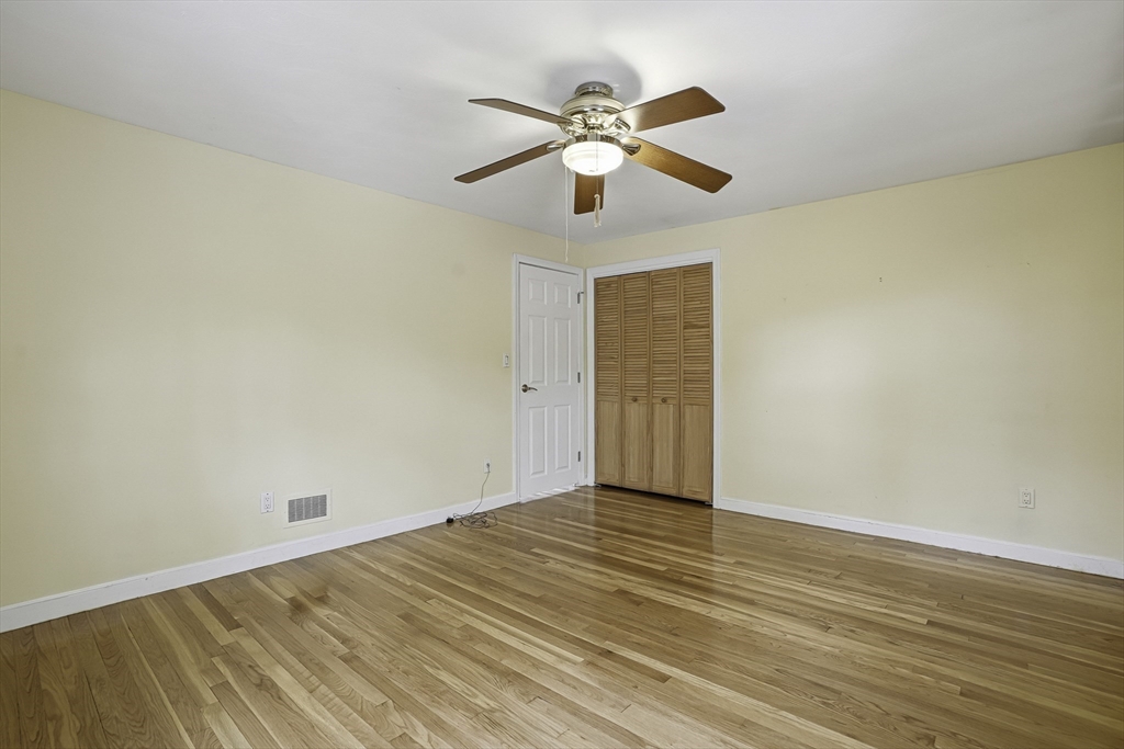 56 Yarmouth Rd, Norwood, MA Photo #14