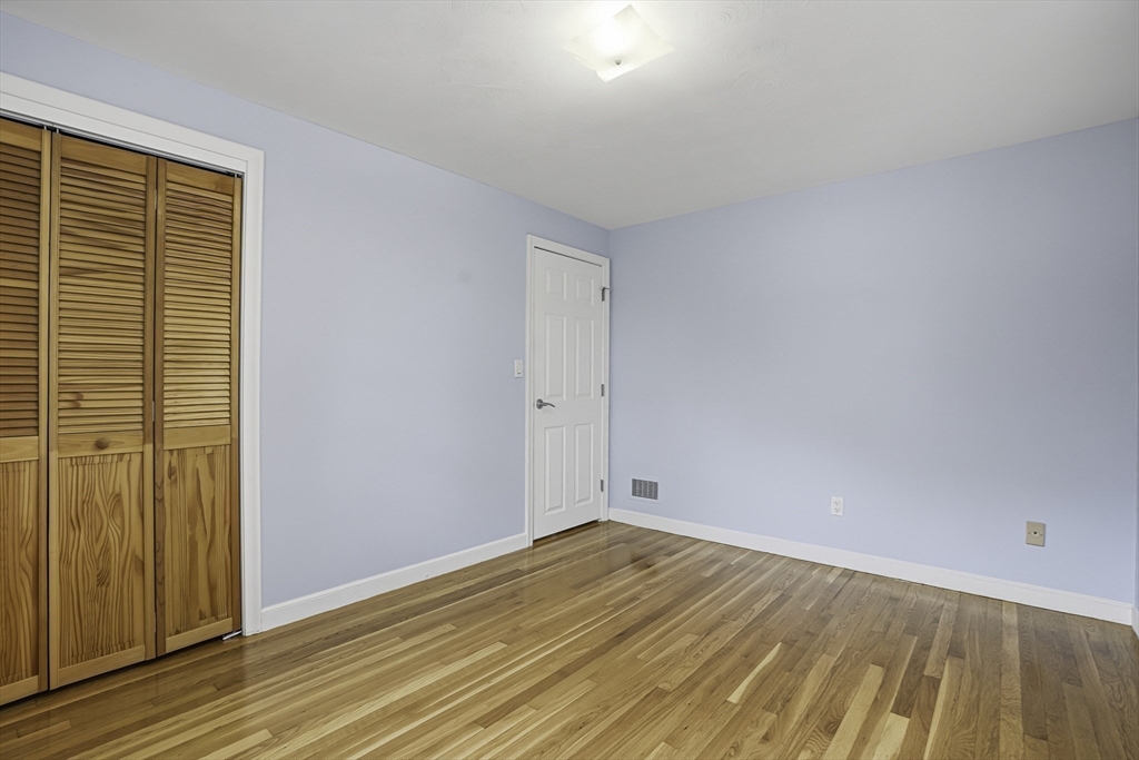 56 Yarmouth Rd, Norwood, MA Photo #18