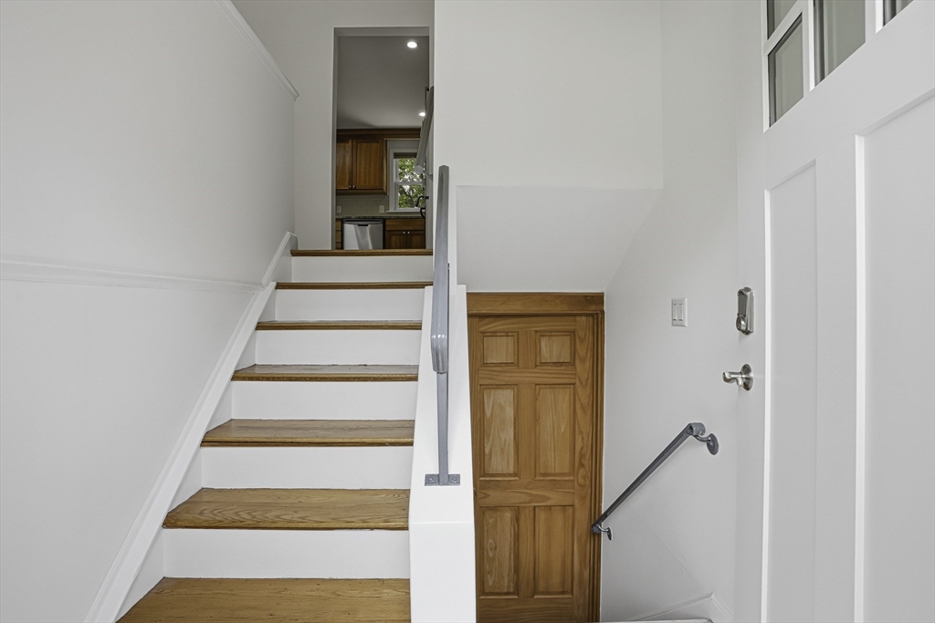 56 Yarmouth Rd, Norwood, MA Photo #20