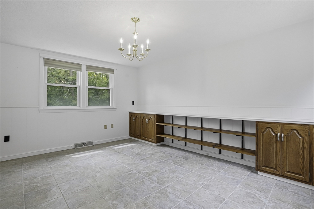 56 Yarmouth Rd, Norwood, MA Photo #13
