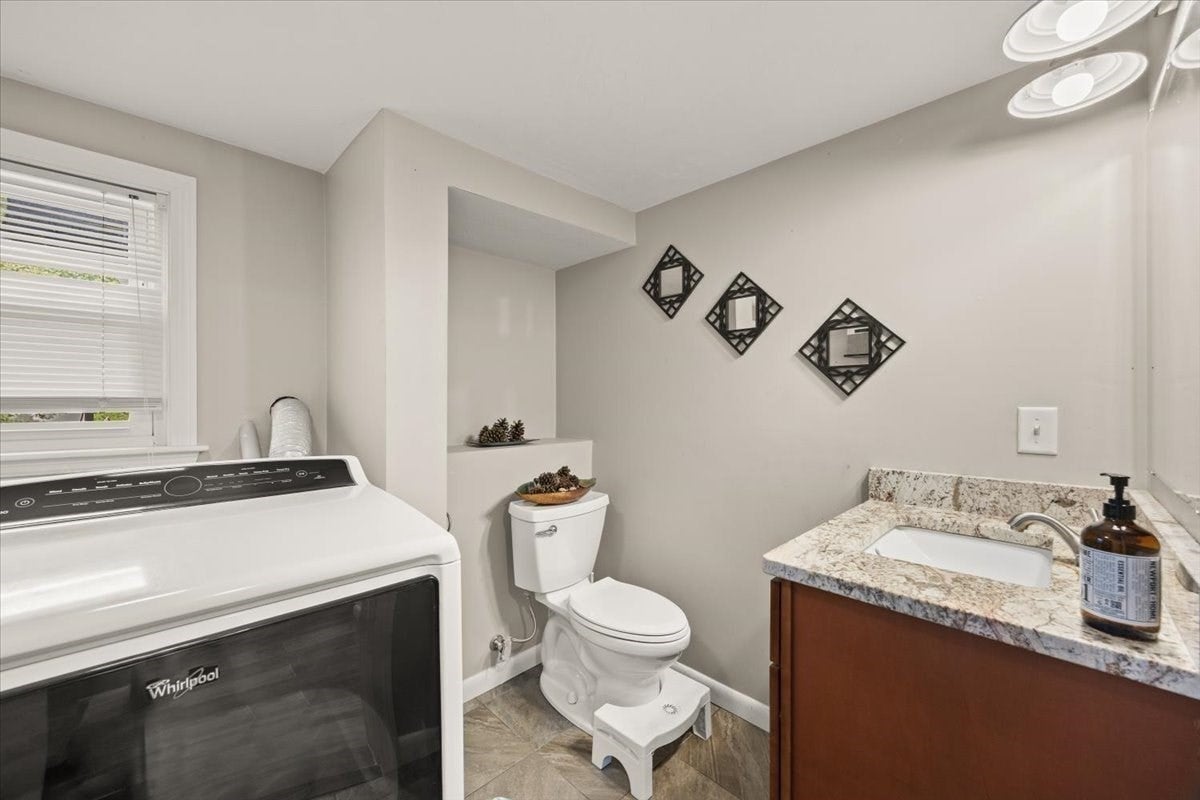140 Tosca Dr, Brockton, MA, 140 Tosca Dr, Brockton, MA Photo #24