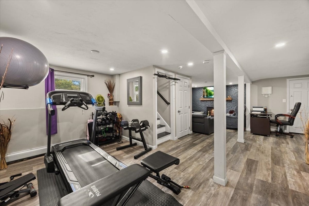 140 Tosca Dr, Brockton, MA, 140 Tosca Dr, Brockton, MA Photo #23