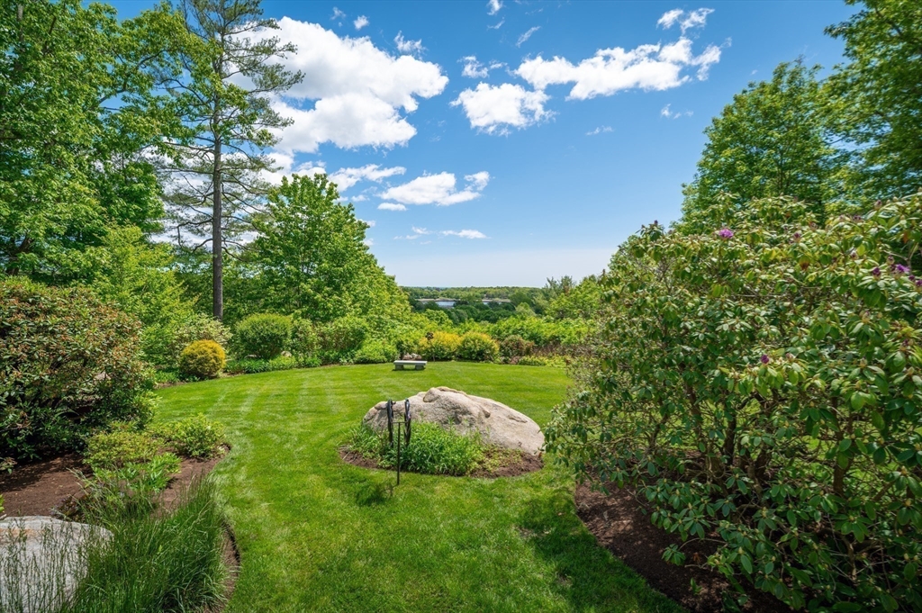 13 Hickory Hill Road