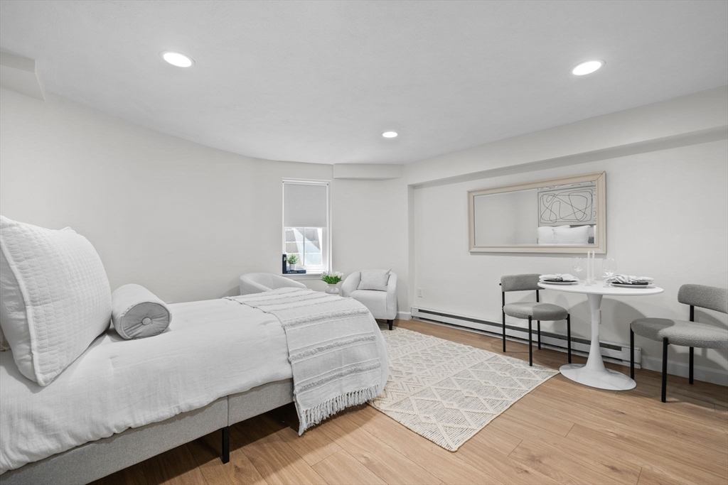 673 Tremont 7