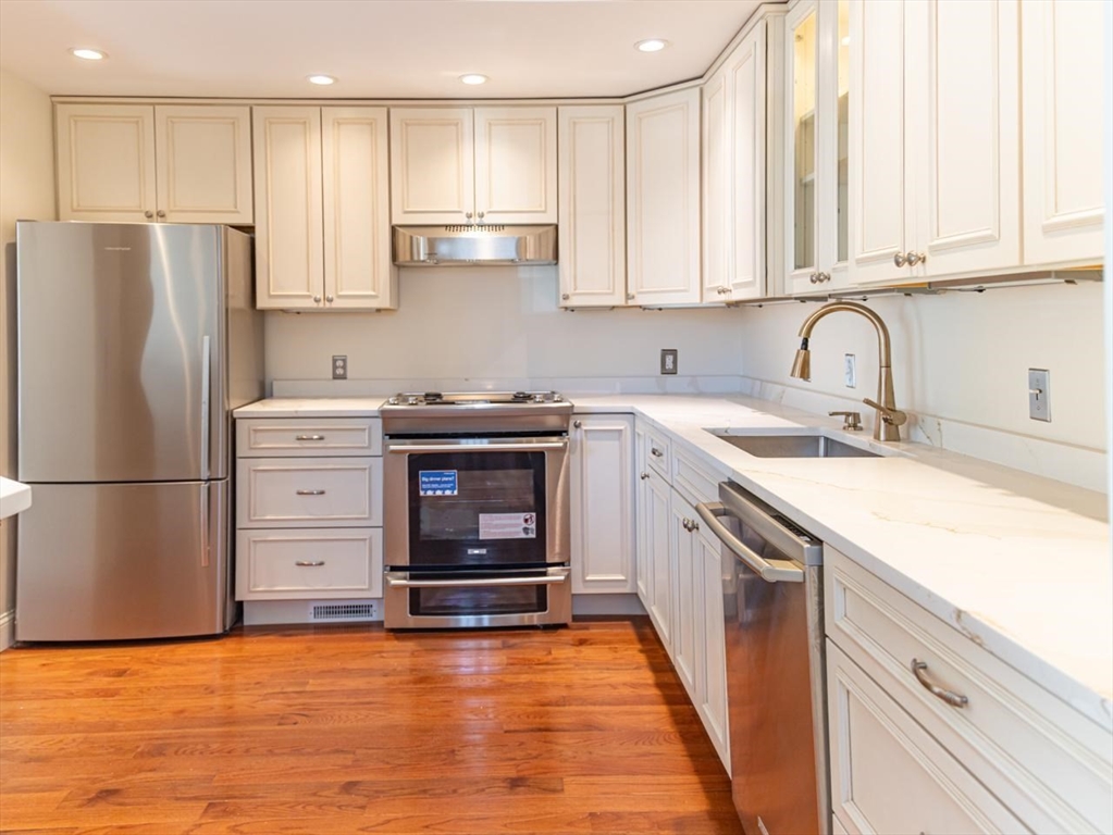 237 South St 18