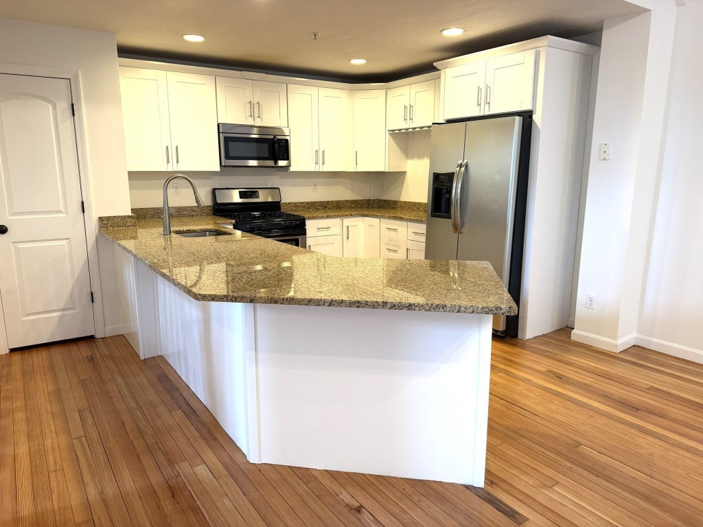 Photo of 157 Beale Street #5, Quincy, MA 02170 (MLS # 73575687)