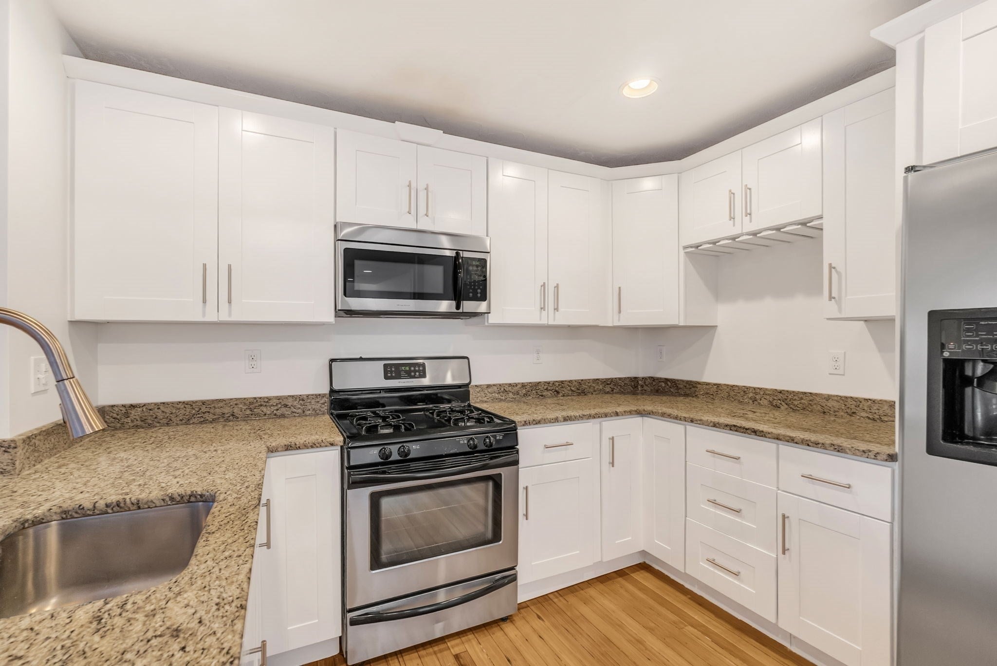 157 Beale Street #5, Quincy, MA, 157 Beale Street #5, Quincy, MA Photo #3