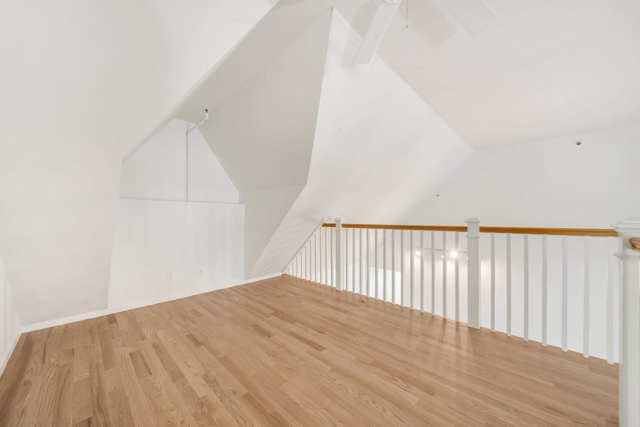 157 Beale Street #5, Quincy, MA, 157 Beale Street #5, Quincy, MA Photo #11