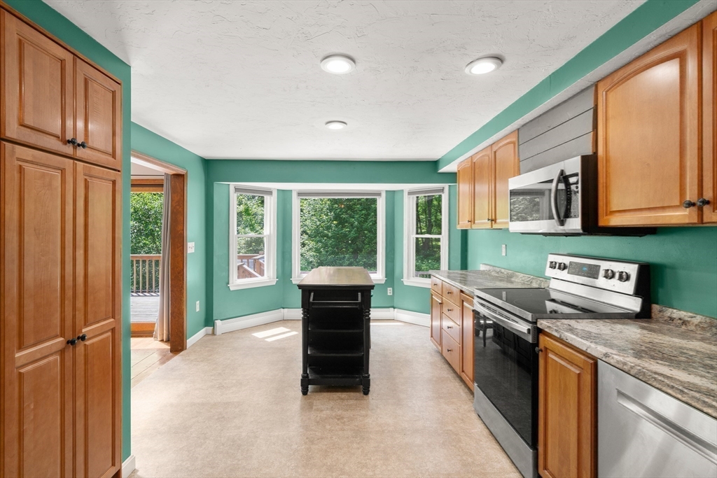 29 Chipper Hill Rd