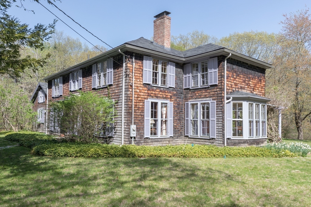 56 Ridgeway Rd