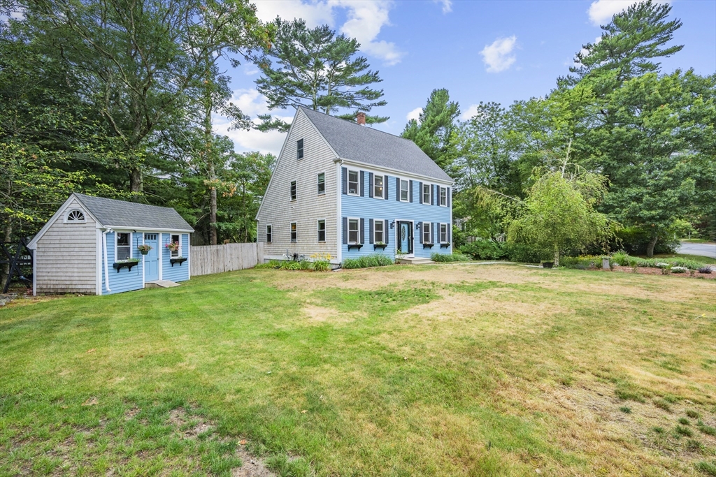 83 Brewster Rd