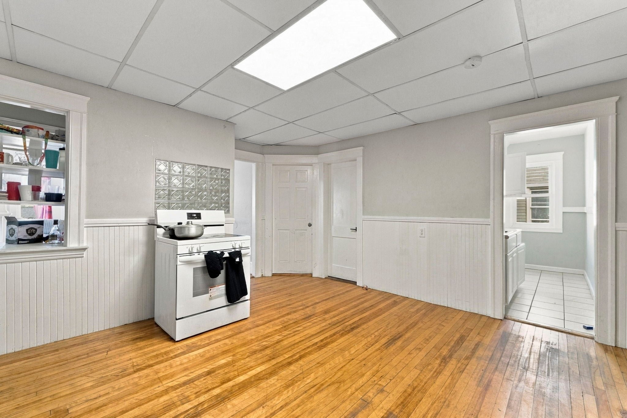 169 Perry Ave, Worcester, MA, 169 Perry Ave, Worcester, MA Photo #5