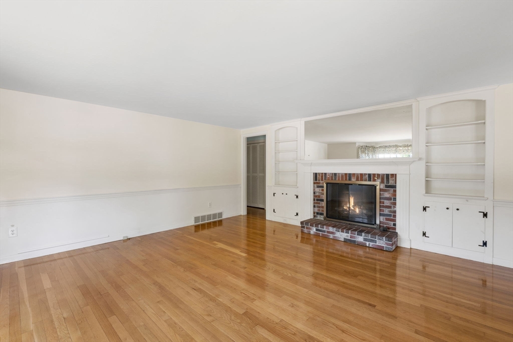 57 Astor Way