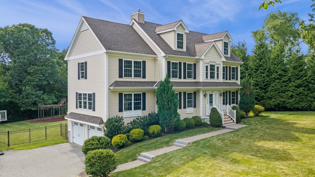 103 Wenham Rd